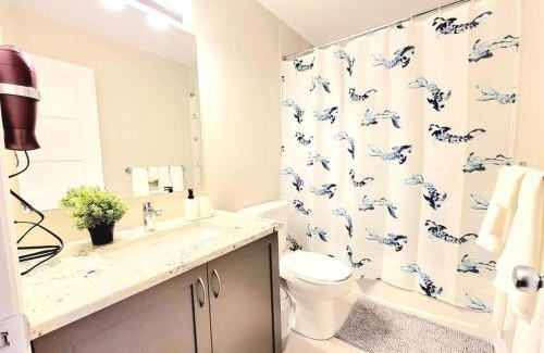 Ottawa Division House | 3 bedroom town house in ottawa close to downtown