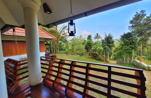 Devikolam Villa | 3 Bedroom Traditional Villa