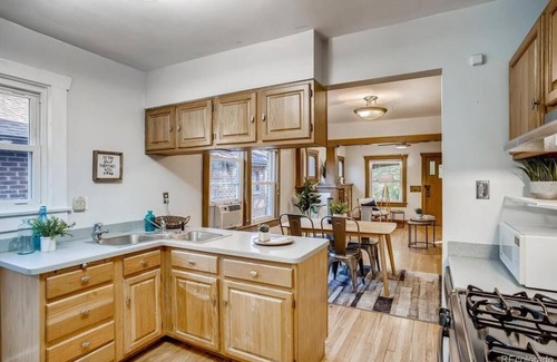 Congress Park House | 3 bedroom vacation home near Denver Botanic Gardens