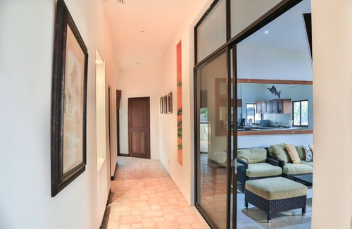 Playa Hermosa Villa | 3 Bedroom Villa Oceanside in Hermosa Palms