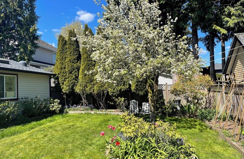 White Rock House | 3 Bedrooms in White Rock