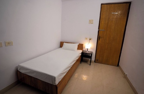 Navi Mumbai House | 3 BHK apartment, Sea Facing with Kitchen and living.