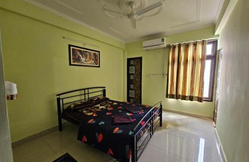 Alambagh Apartment | 3 BHK in Krishna Nagar Lucknow LKO 101L
