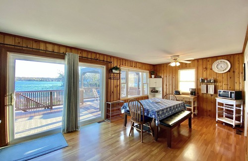 Bohners Lake House | 3 BR Lakeview Getaway - Steps to the Beach - Dogs ok