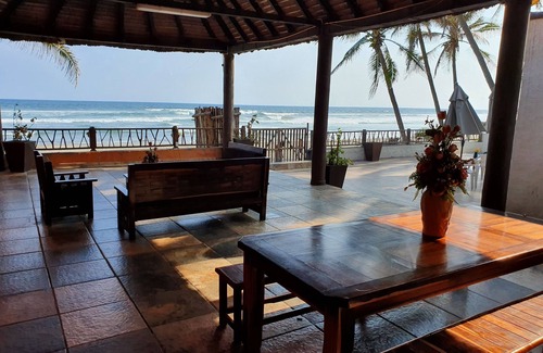 Playa Azul House | #3 Bungalow La Perla
