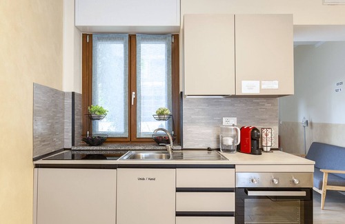 Somma Lombardo House | 3- Double room, 3 single beds, private bathroom.