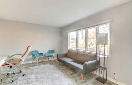 Newark House | 3 Mi to Dtwn Home with Yard in Newark