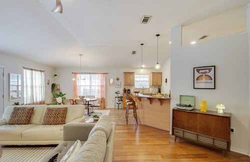 Milton House | 3 Mi to Escambia Bay: Home w/Deck & Private Yard!