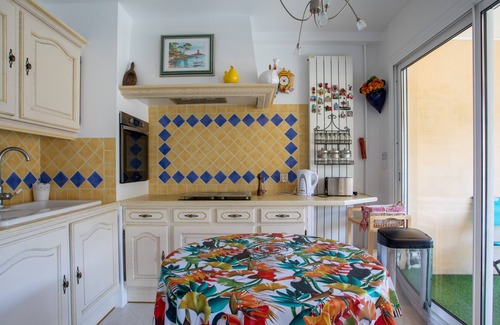 Le Ray Condo | 3 room apartment, air-conditioned, terrace, sea view
