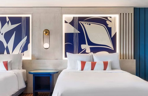 Islamorada Hotel | 3 Rooms w/Queen Beds, Balcony, 3 Outdoor Pools, Free Parking & Pet Friendly