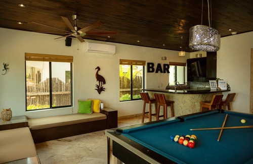 Plantation Villa | 3 Story Oceanfront Luxury Villa 5 Bedroom w/Pool