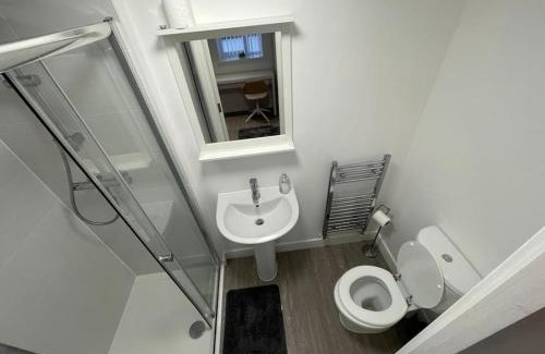 Filton Apartment | 3 Studio close to amenities & transport links