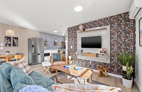 Bartlett Park House | 30+Day Fully Furnished Rental Getaway in Old Southeast St. Petersburg, FL