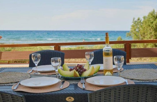 Ano Vasilikos Villa | 300 m² Villa ∙ 4 bedrooms ∙ 8 guests