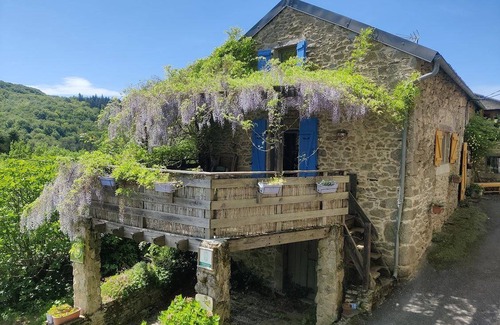Ferrieres House | 30 m² Gîte ∙ 1 bedroom ∙ 2 guests