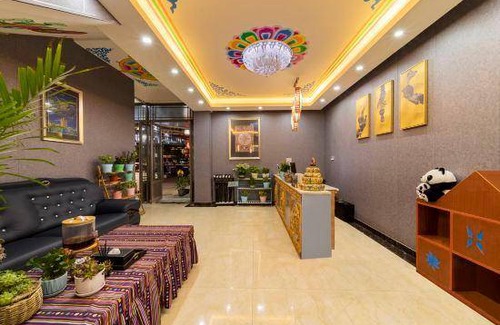 Jiuzhaigou Hotel | 30 m² Hotel ∙ 3 guests