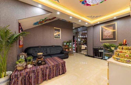 Jiuzhaigou Hotel | 30 m² Hotel ∙ 3 guests