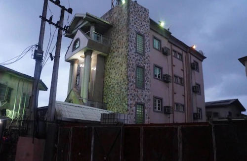 Surulere Resort | 30 m² Private room ∙ 1 bedroom ∙ 2 guests