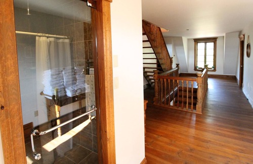Saint-Denis-de-Brompton Ski Chalet | 30 persons in the nature, luxury domaine