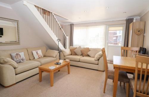 Corton House | 30 The Waterside Holiday Park