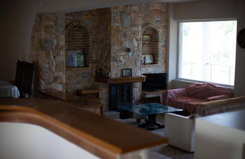 Marathon House | 300 m² House ∙ 3 bedrooms ∙ 6 guests