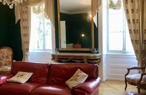 Nevy-sur-Seille House | 300 m² House ∙ 5 bedrooms ∙ 10 guests