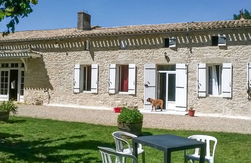 Bonneville-et-St-Avit-de-Fumadieres House | 300 m² House ∙ 1 bedroom ∙ 12 guests
