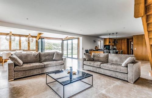 Blancafort House | 300 m² House ∙ 4 bedrooms ∙ 8 guests