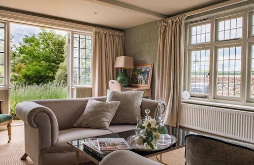 Ashford House | 300 m² House ∙ 4 bedrooms ∙ 10 guests