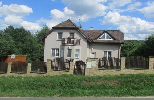 Vranov House | 300 m² House ∙ 5 bedrooms ∙ 15 guests