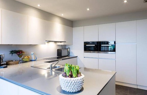 Watervliet House | 300 m² House ∙ 3 bedrooms ∙ 8 guests