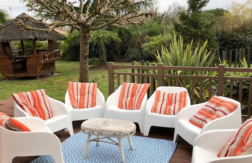 Puymoyen Villa | 300 m² Villa ∙ 7 bedrooms ∙ 22 guests