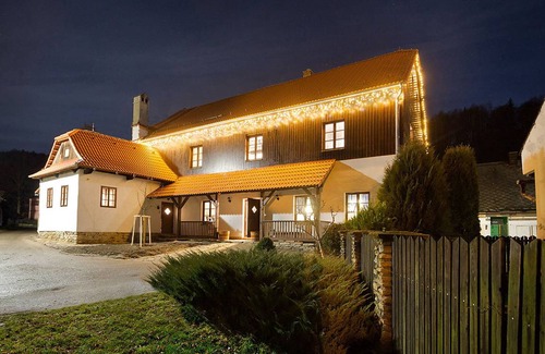 Novy Jimramov Villa | 300 m² Villa ∙ 6 bedrooms ∙ 20 guests