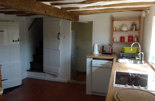 Saxmundham Cottage | 300 year old Cottage in Sibton Green
