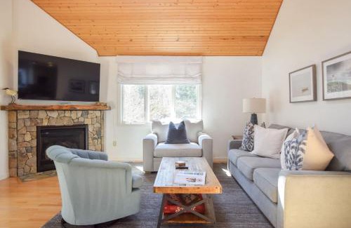 North Eastham House | 3000 Sq Ft Home with Hot Tub
