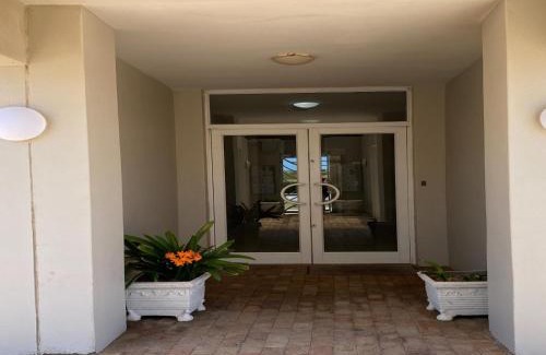 Pollok Beach Apartment | 301 At Cascades