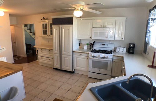 Lewes House | 301 Cedar Street, Lewes, Delaware