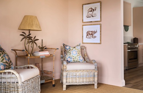 Kyneton Apartment | 30a by Alex Muir - Hidden Luxury. Perfectly positioned on Piper St