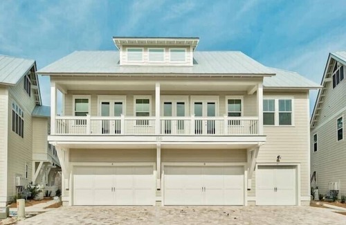 Panama City Beach House | 30A”Driftwood Cottage”Sleeps 5 Watersound Promenience