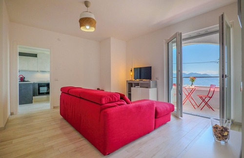 Levo Apartment | 3½-room corner apartment with 2 balconies in a residence