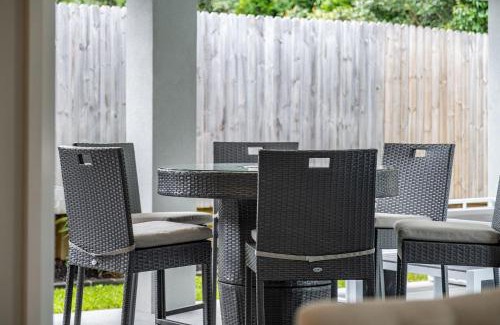 Diamond Beach House | 32 Shores Crescent