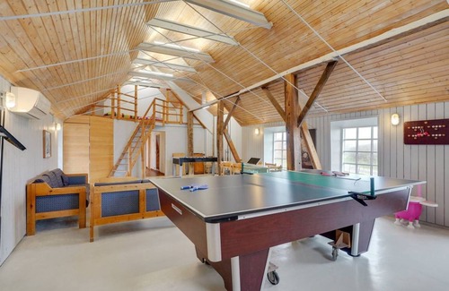 Harboore House | 320 m² House ∙ 1 bedroom ∙ 22 guests