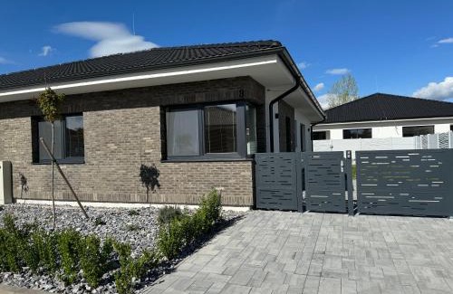 Orechova Poton Apartment | 33 Apartments