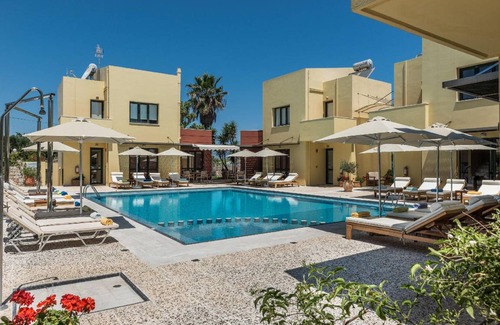 Maleme House | 330 m² House ∙ 9 bedrooms ∙ 18 guests