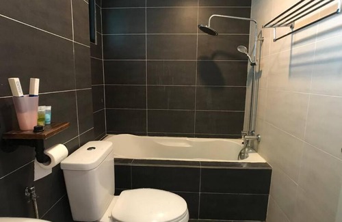 Jawa Apartment | 34zer0 Kinta Riverfront Suites 6pax