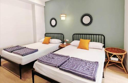 Tanjung Bungah House | 35 BeachHouse Batu Ferringhi 7 Bedroom 7 Bathroom EV friendly