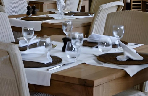 Perros-Guirec Hotel | 35 m² Hotel ∙ 127 guests