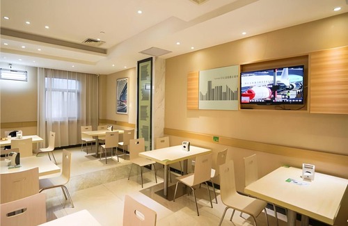 Jiang Han Hotel | 35 m² Hotel ∙ 3 bedrooms ∙ 4 guests