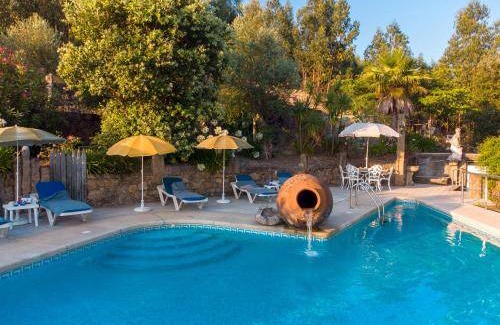 Barroselas House | 350 m² Farmhouse ∙ 7 bedrooms ∙ 14 guests