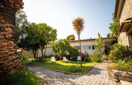 Barroselas House | 350 m² Farmhouse ∙ 7 bedrooms ∙ 14 guests